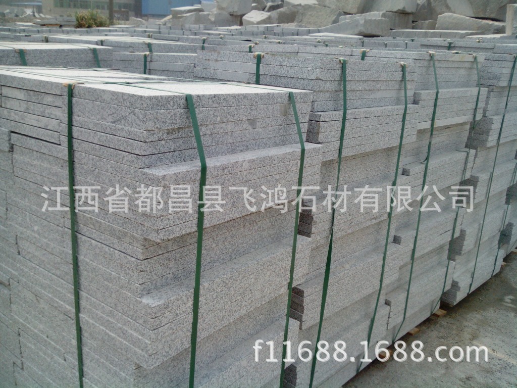 九江G603芝麻白花崗巖在園林鋪裝中的應(yīng)用與荔枝面噴砂加工工藝