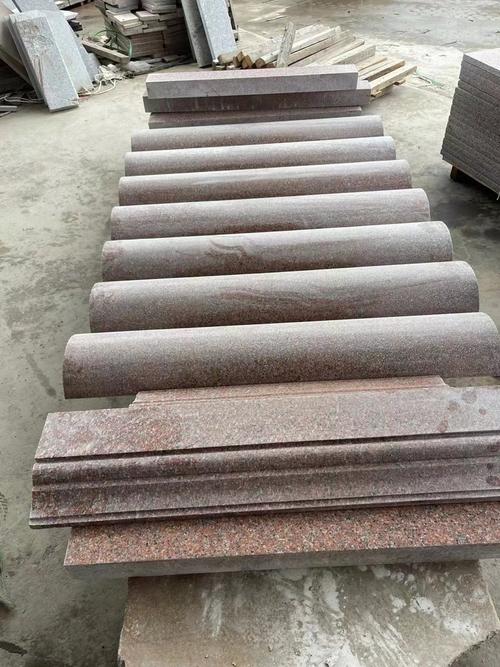 石島紅新8號(hào)光面花崗巖 異形石材與路沿石的定制加工專家——蓬昊石材